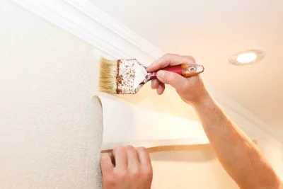 Pose de papier peint à Condat-sur-Vienne — revêtements muraux et toiles de verre